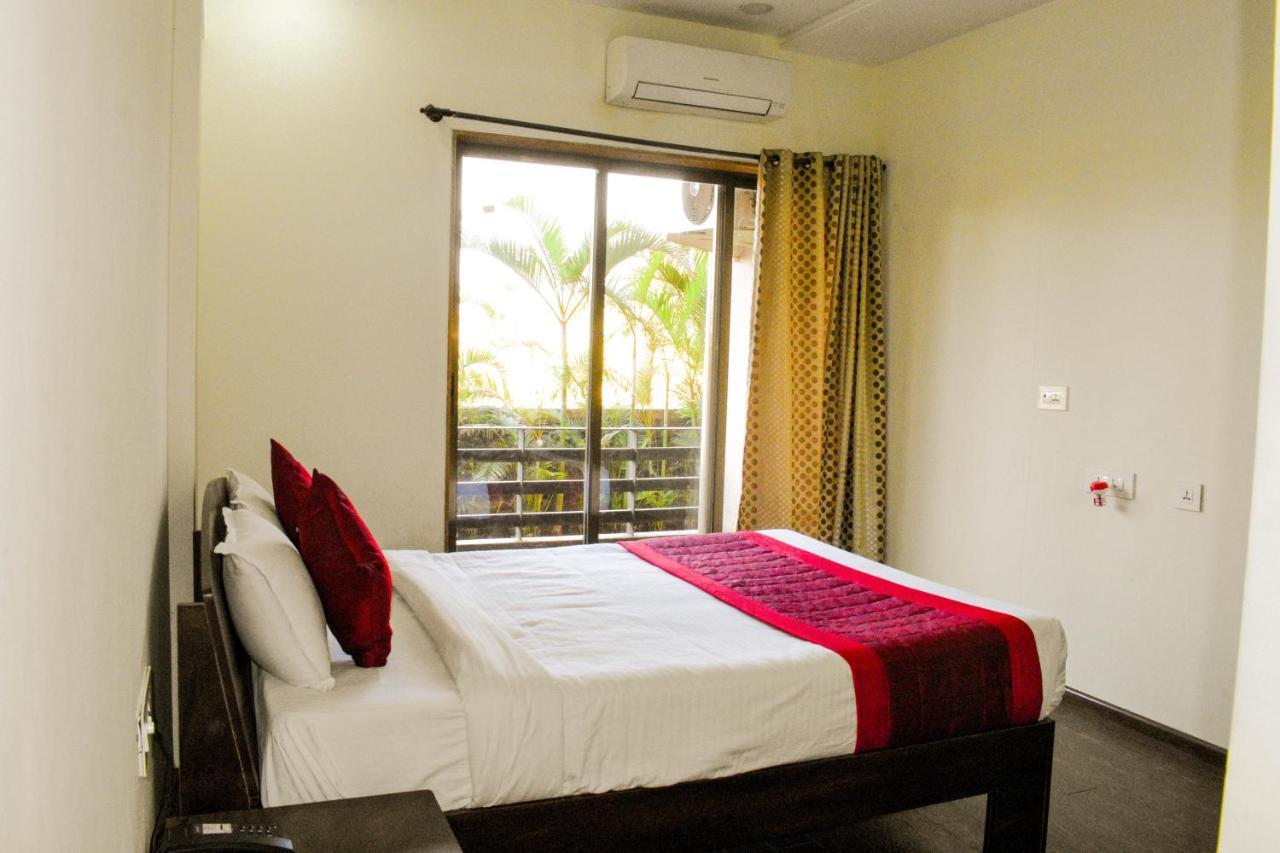 Vivaant Retreat And Conventions Hotel Igatpuri Exterior foto